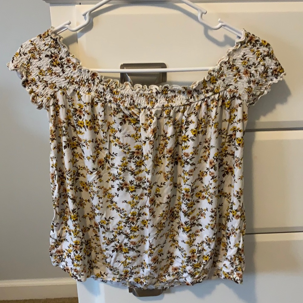 American Eagle Off the Shoulders Flowy Top